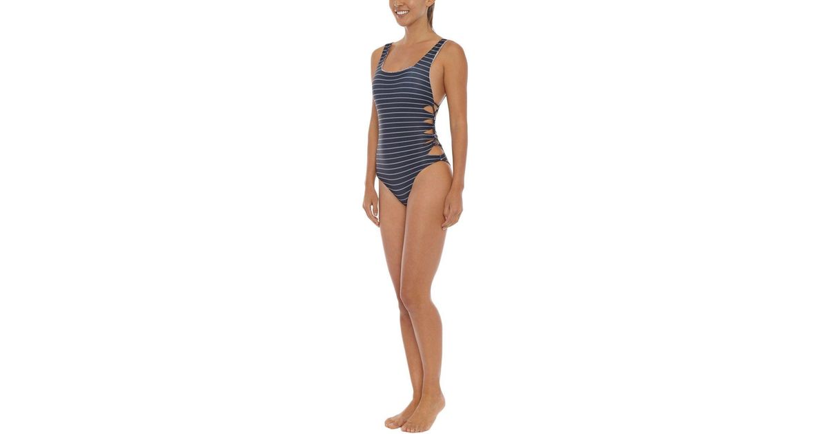 acacia hideaways one piece