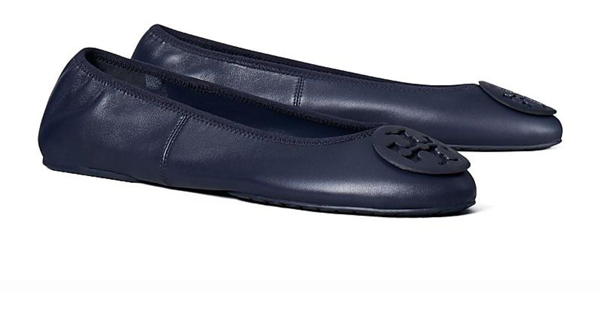 Inverted Blue Color Tory Burch Reva Travel Ballet Flats in Blue | Lyst