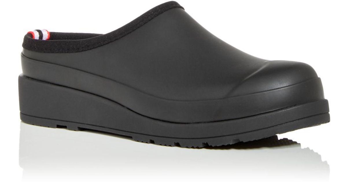 HUNTER Rubber Women's Original Play Clogs in Black Lyst