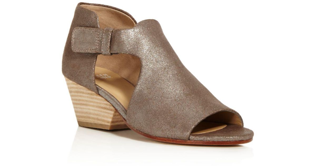 eileen fisher lou block heel sandal