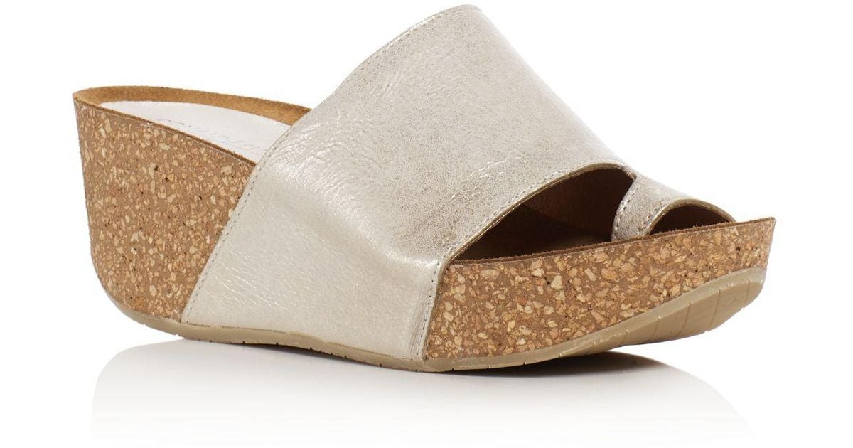 donald pliner ginie wedge