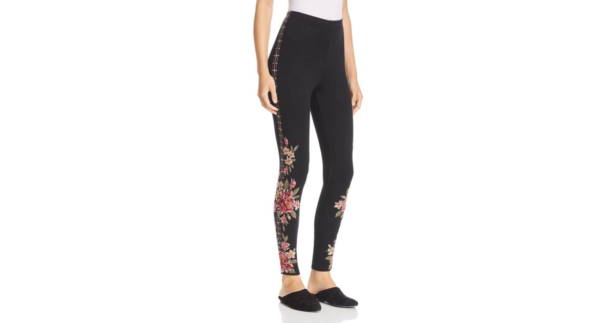 Johnny Was Embroidered Legging in Black 