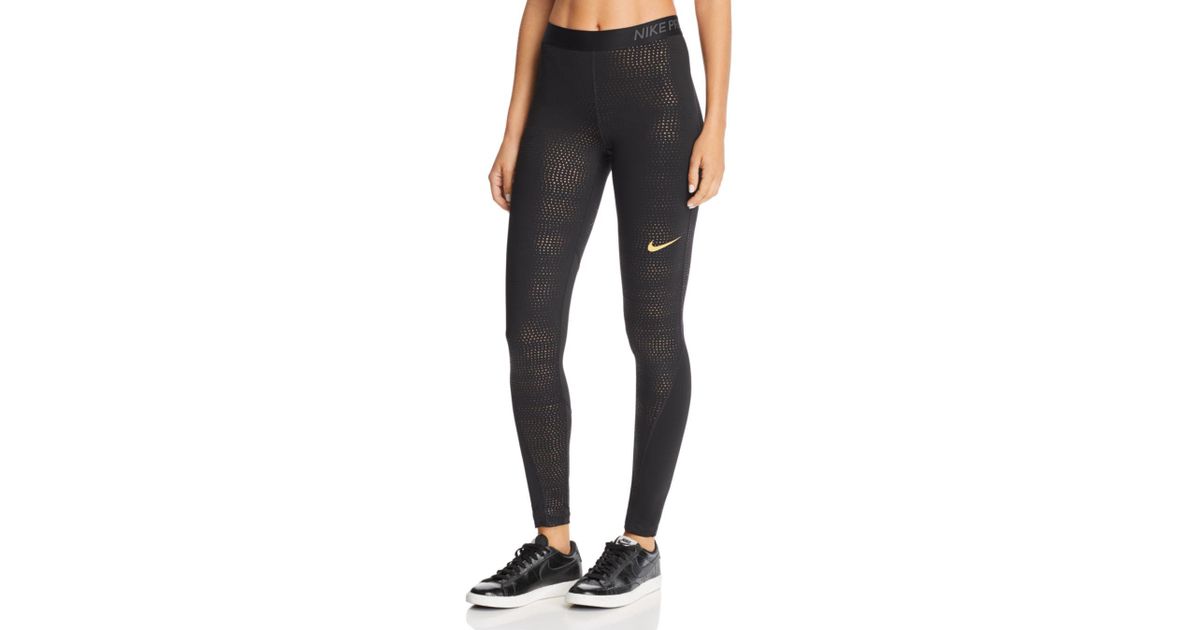 Nike Metallic Dot Leggings in Black 