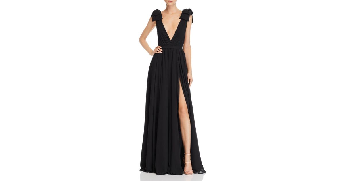 basix deep v gown