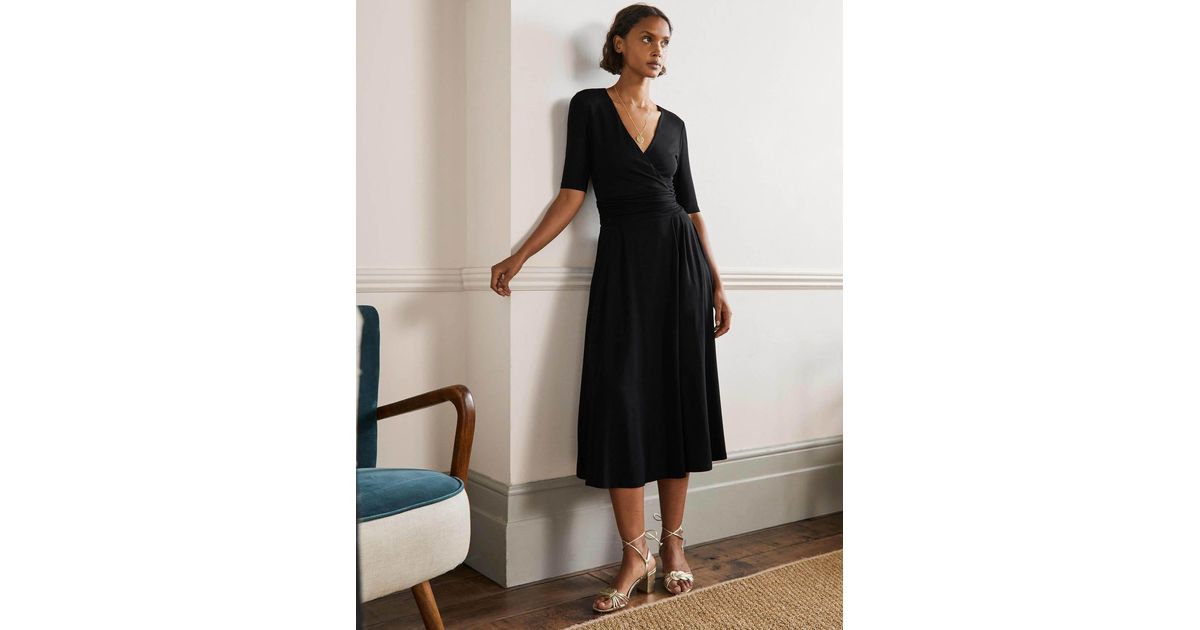 Boden Ruched Waist Jersey Midi Dress in Black | Lyst UK