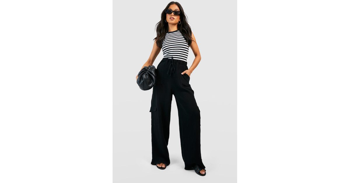 Boohoo Petite Cotton Crinkle Relaxed Fit Cargo Pants in Blue Lyst