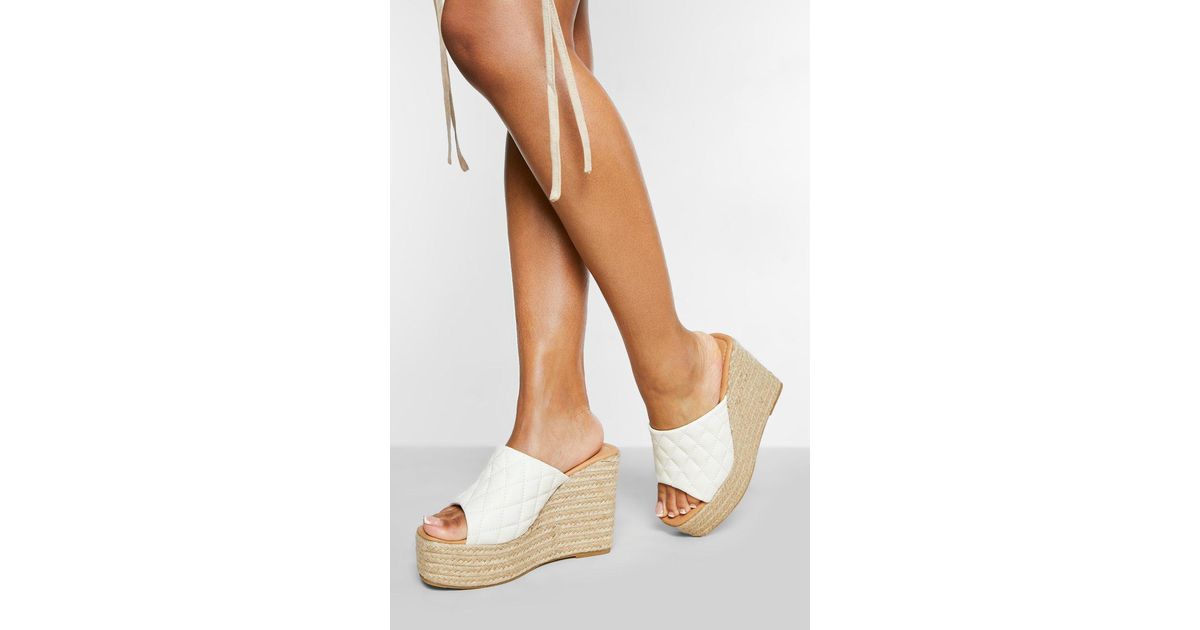 boohoo white wedges