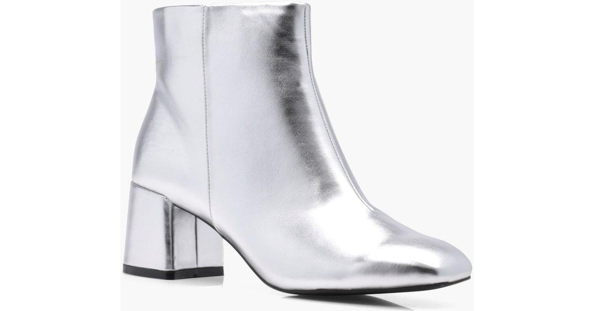 boohoo white ankle boots