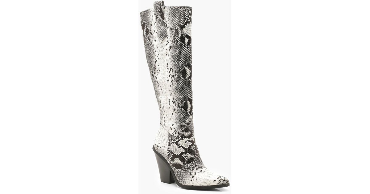 boohoo cowboy boots