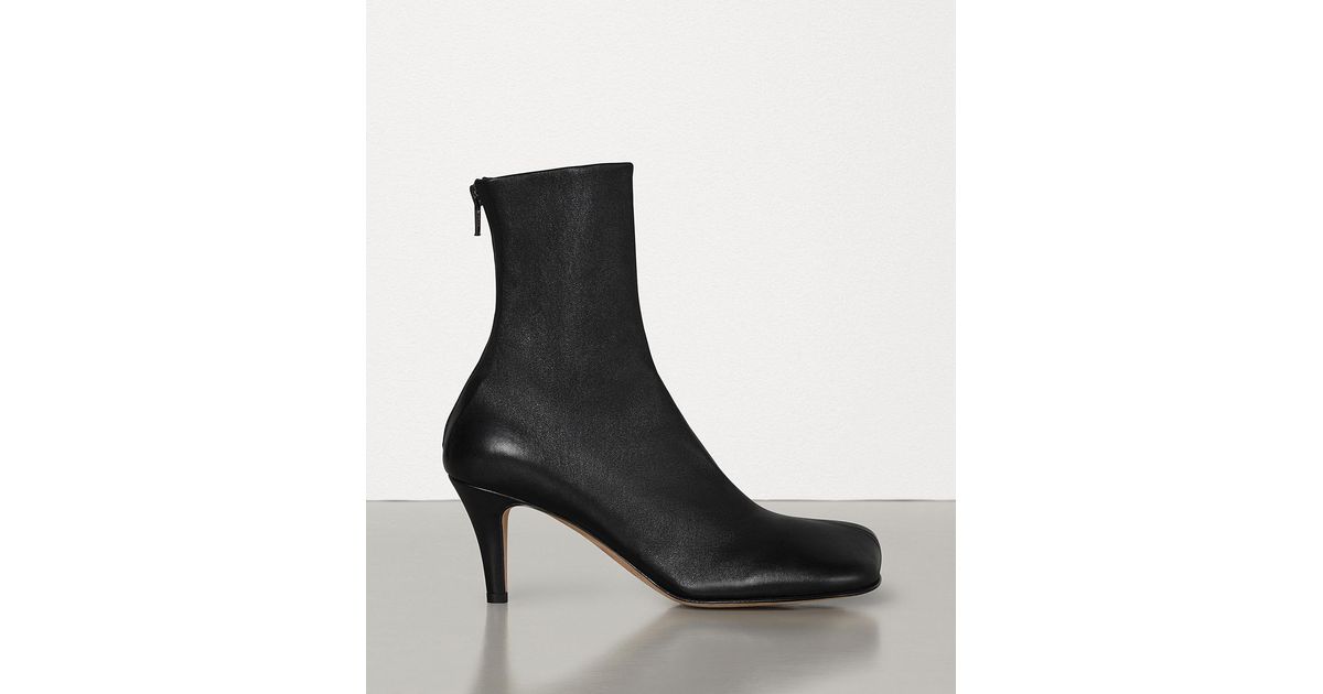 bottega veneta bloc boots