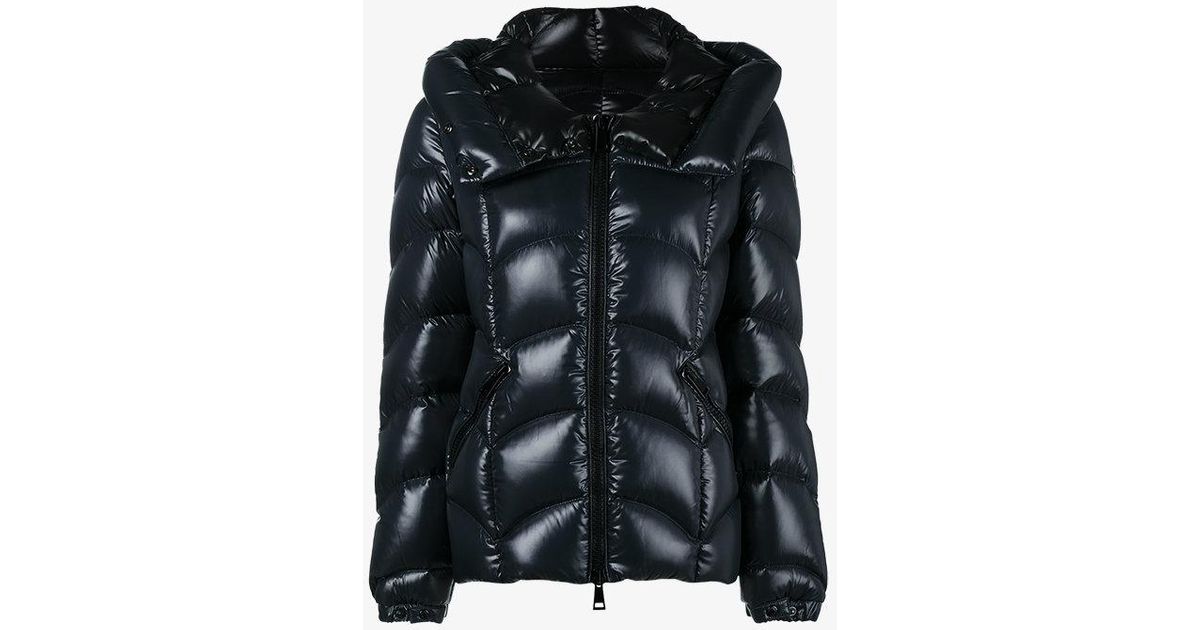 moncler akebia