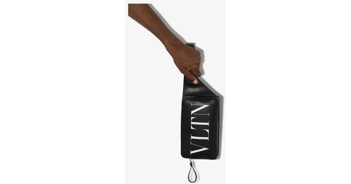 Valentino Garavani Leather Vltn Logo Messenger Bag in Black for Men - Lyst