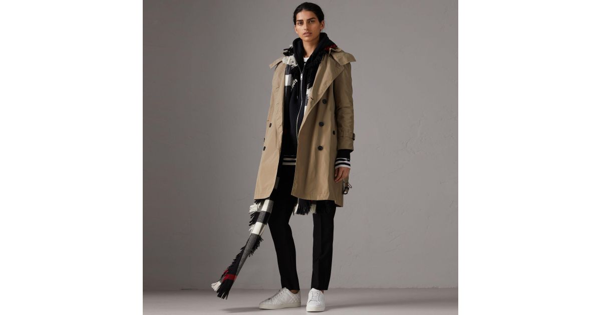 Burberry Detachable Hood Shape-memory Taffeta Trench Coat | Lyst