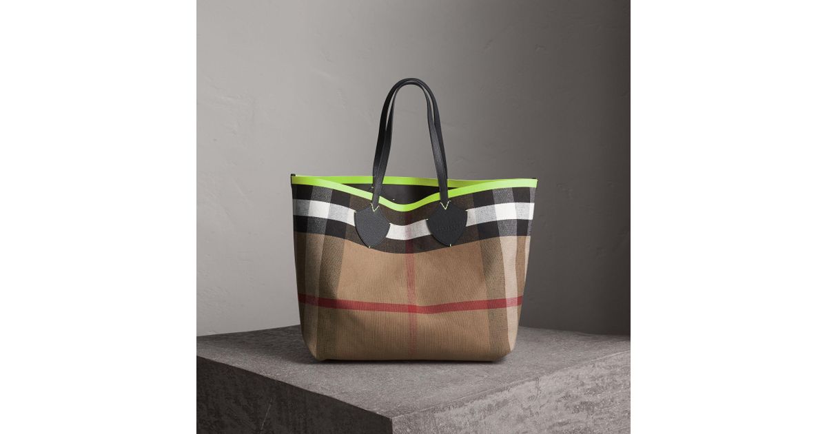 Burberry The Giant Reversible Tote In Canvas Check And Leather Lyst