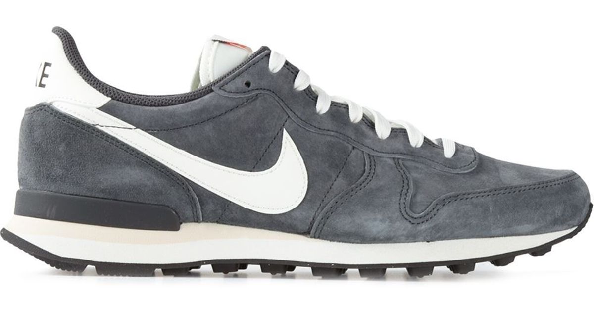 nike internationalist pgs