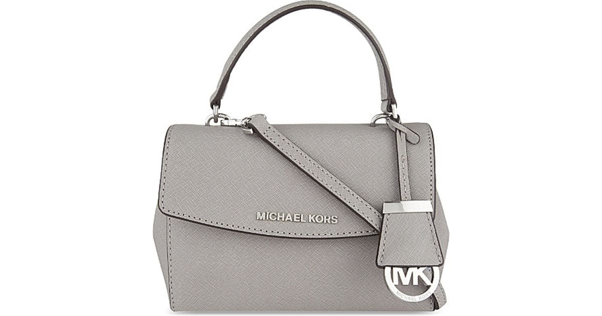 Michael kors ava on sale large tote