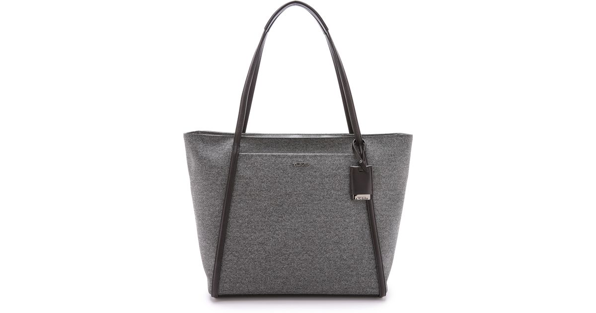 tumi sinclair q tote