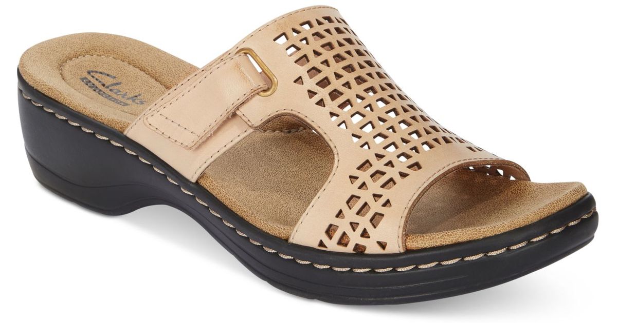clarks hayla samoa