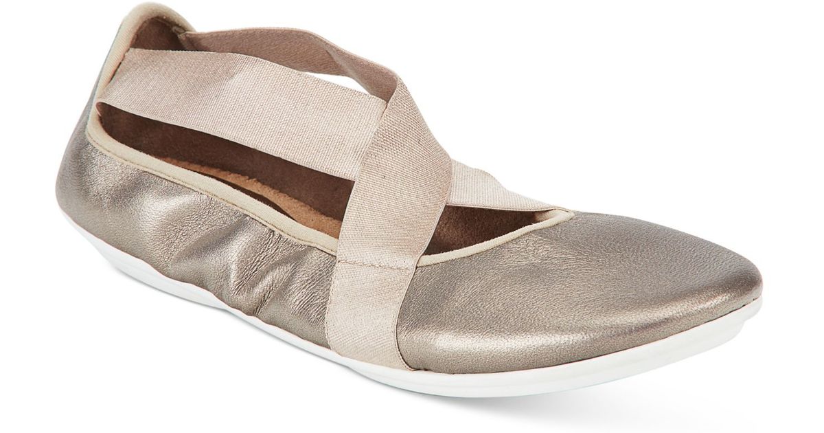 easy spirit flats