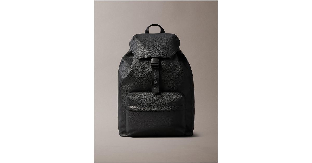 専用 CK Expandable Square Flap Backpack Calvin Klein All Day Flap Backpack in Black for Men | Lyst