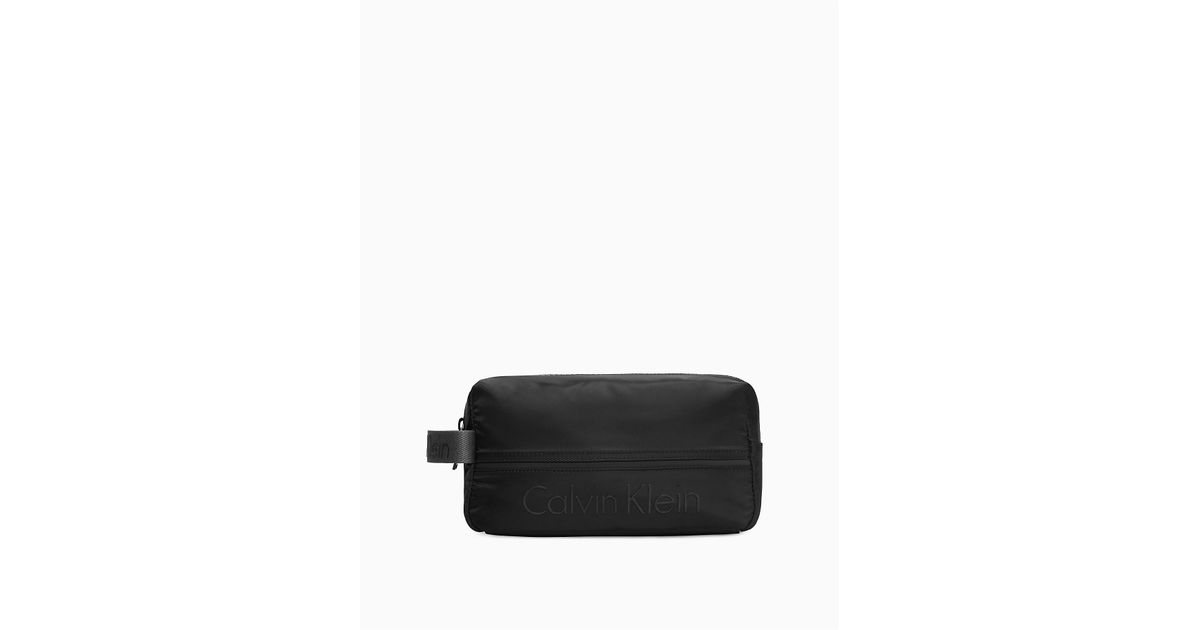 calvin klein dopp kit