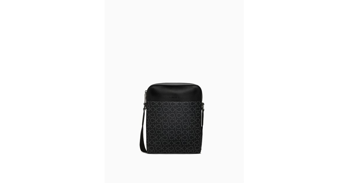 monogram logo crossbody bolsa