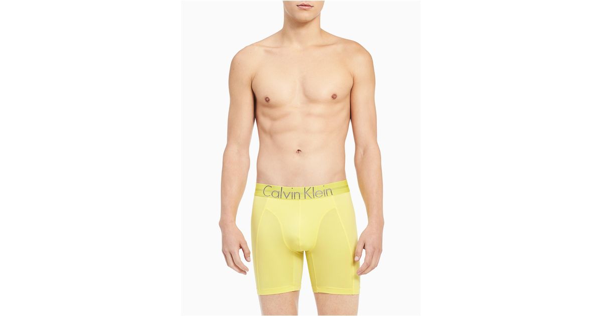 focused fit micro boxer brief