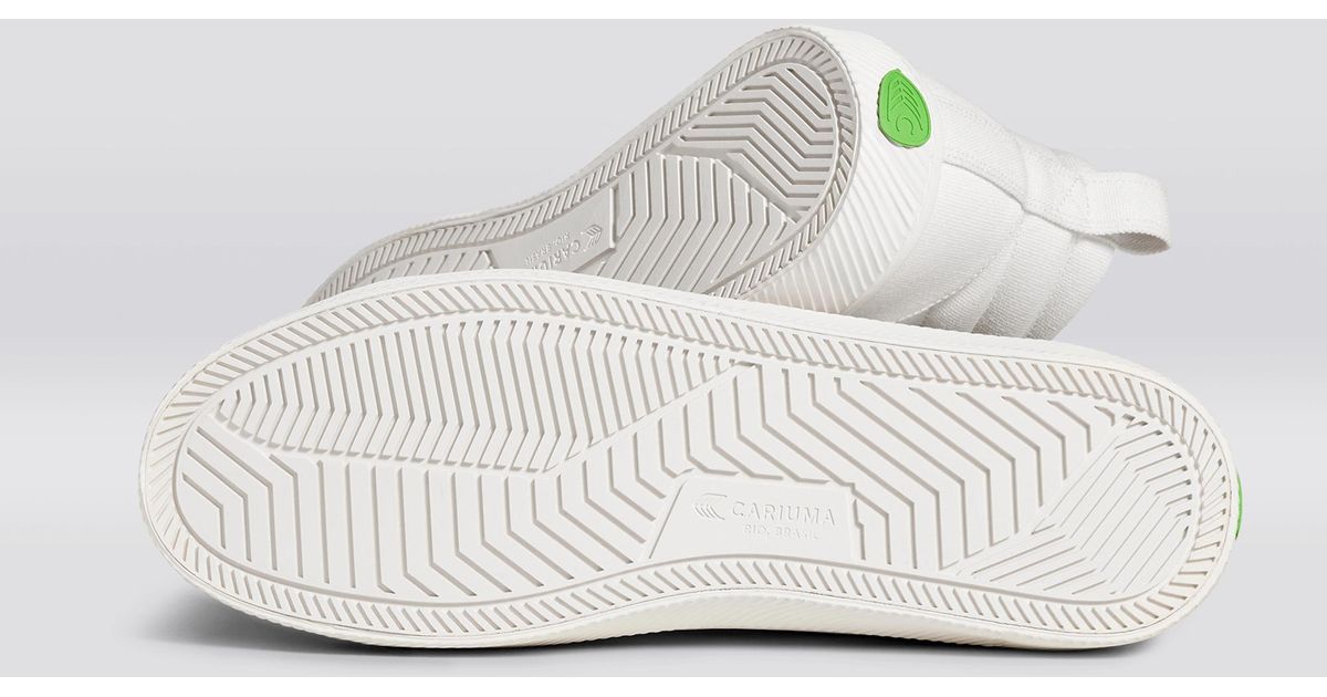 cariuma white canvas