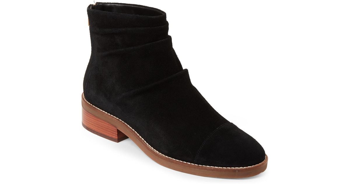 riona grand back zip bootie