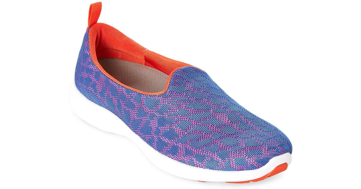 vionic hydra slip on sneaker