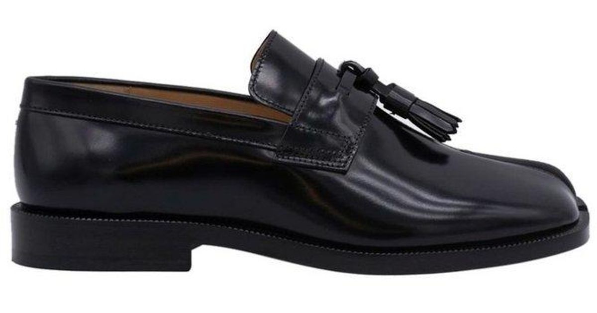 Maison Margiela Tassel Detailed Block Heel Tabi Loafers in Black | Lyst