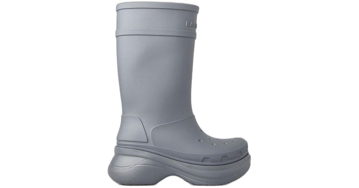 balenciaga crocs men