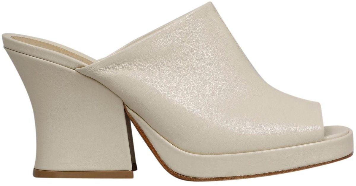 bottega veneta stack mules