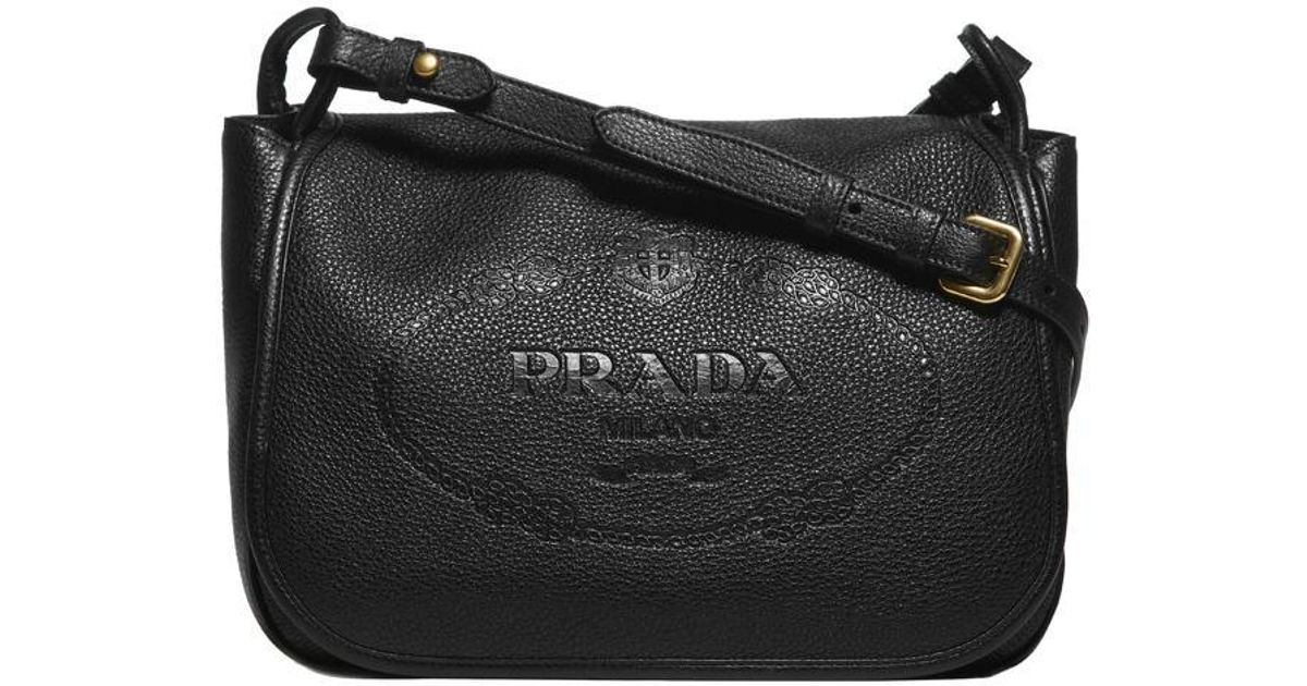 Top 80+ imagen prada embossed logo crossbody Abzlocal.mx