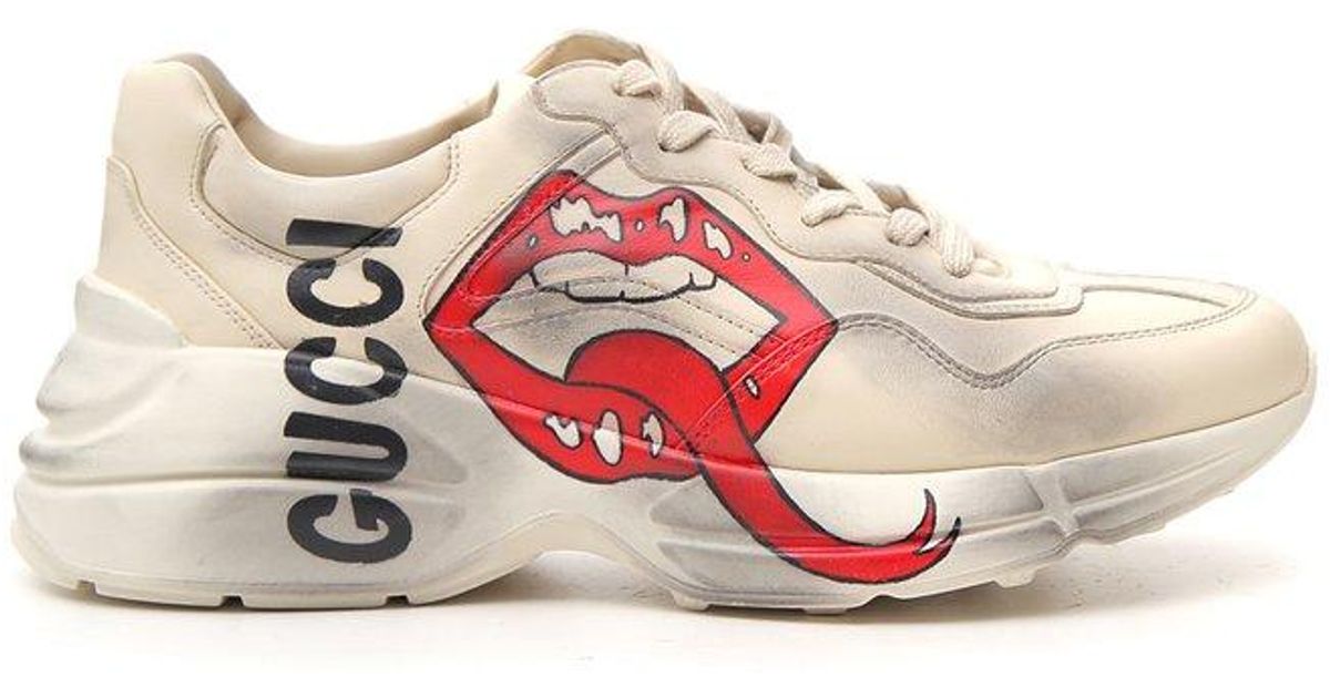rhyton mouth