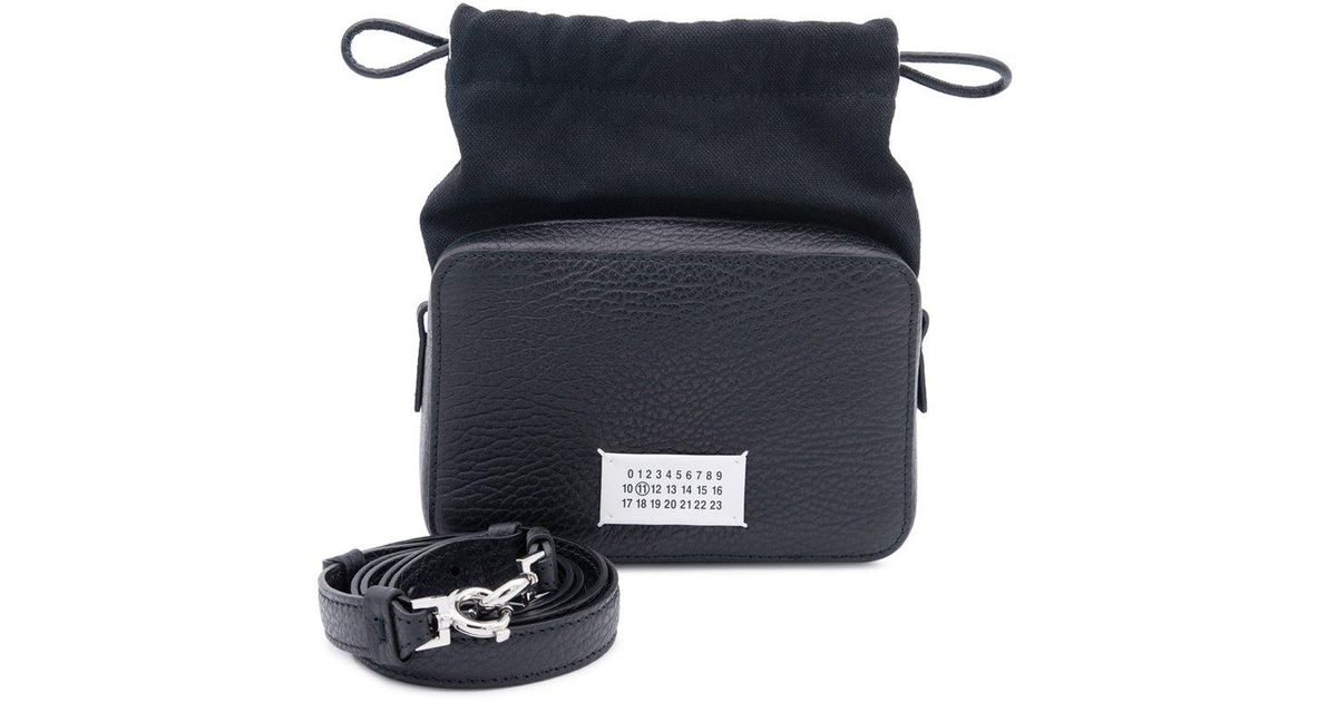 Maison Margiela マルジェラ スモール バケットバッグ ロゴ Maison Margiela - Logo Crossbody Bag | HBX - Globally