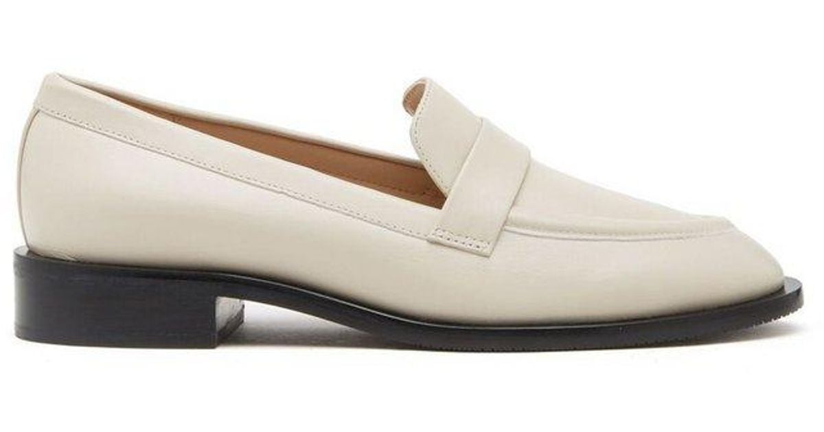 Stuart Weitzman Palmer Sleek Loafers in White | Lyst