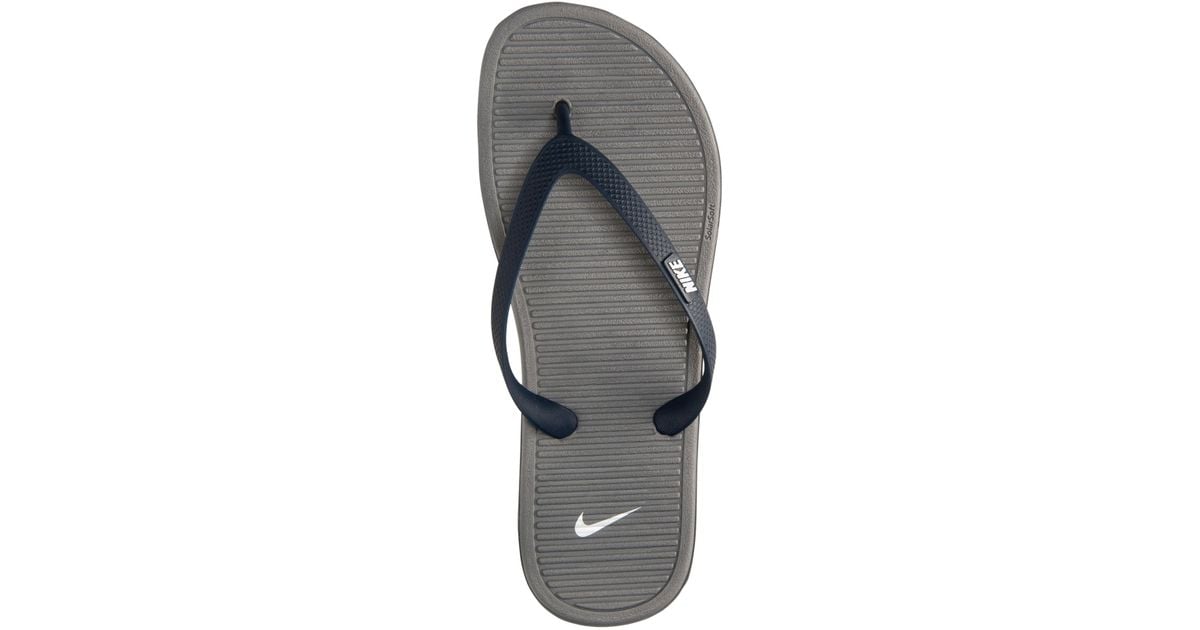 nike blue flip flops