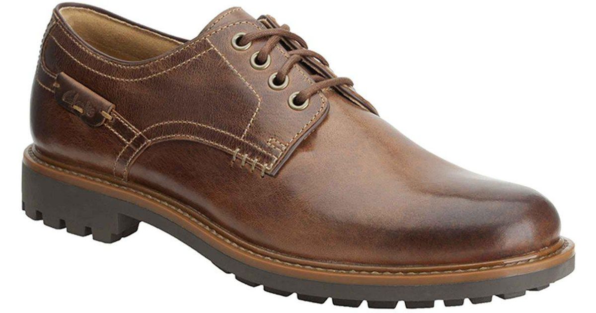 clarks montacute hall