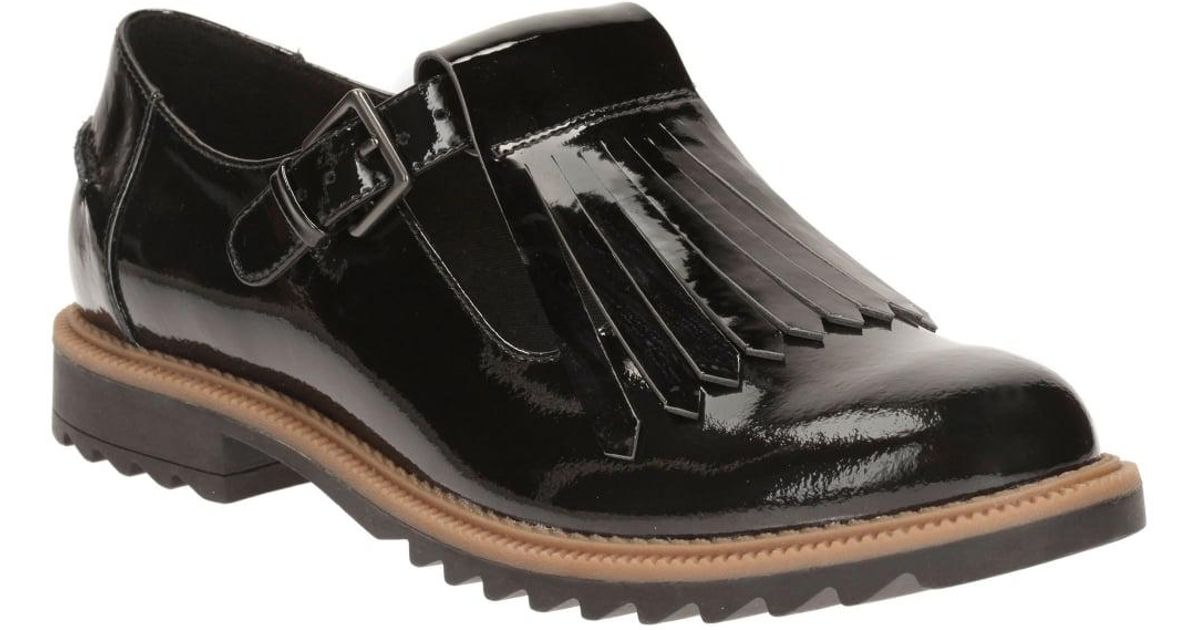 clarks griffin mia wide fit