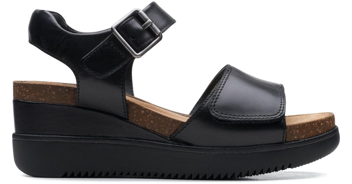 Clarks Leather Lizby Strap in Black Leather (Black) | Lyst