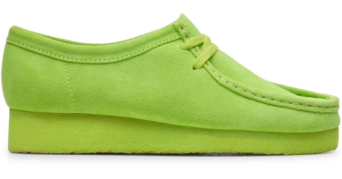 clarks wallabee lime suede