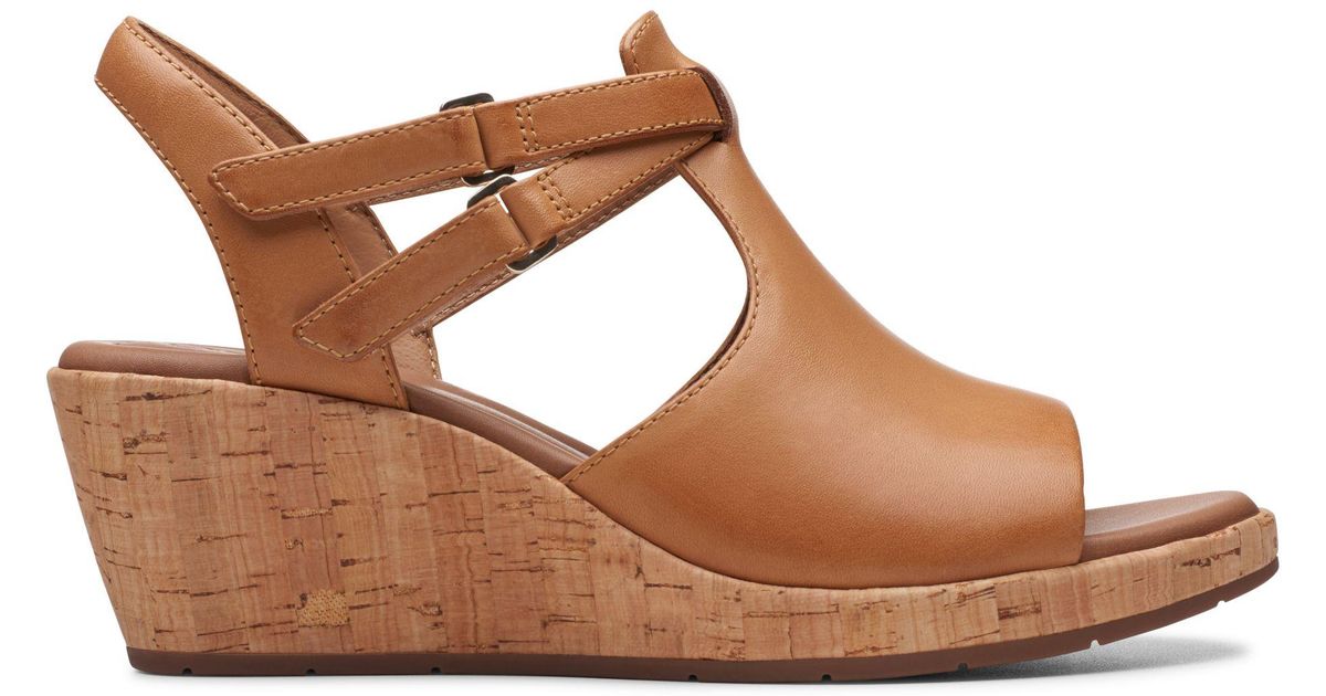 clarks un plaza