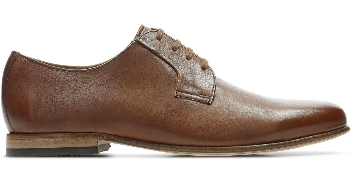 clarks glide lace