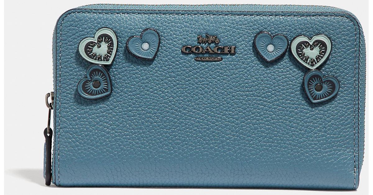 COACH Medium Zip Around Wallet With Hearts in Blue | Lyst