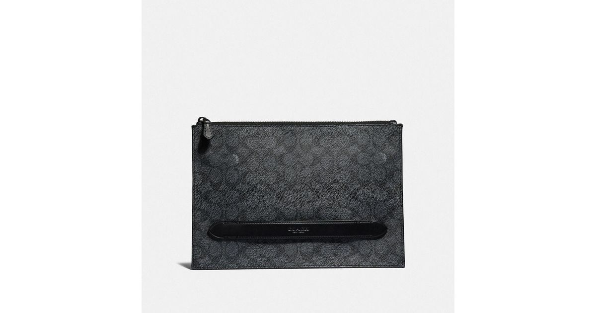 coach manhattan pouch