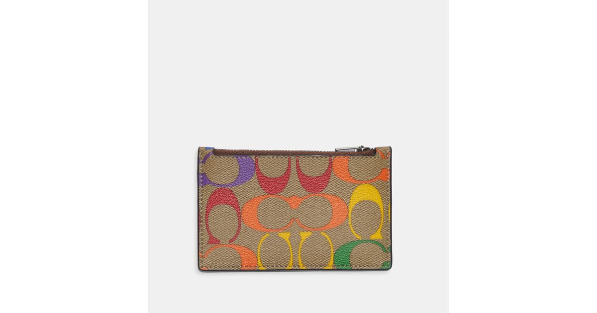 Coach Outlet Zip Card Case In Rainbow Signature Canvas in Natural for