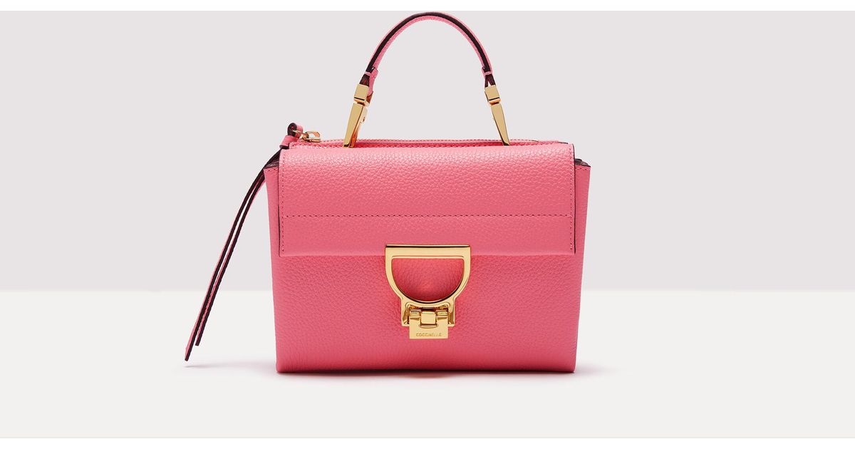 voiture coccinelle barbie