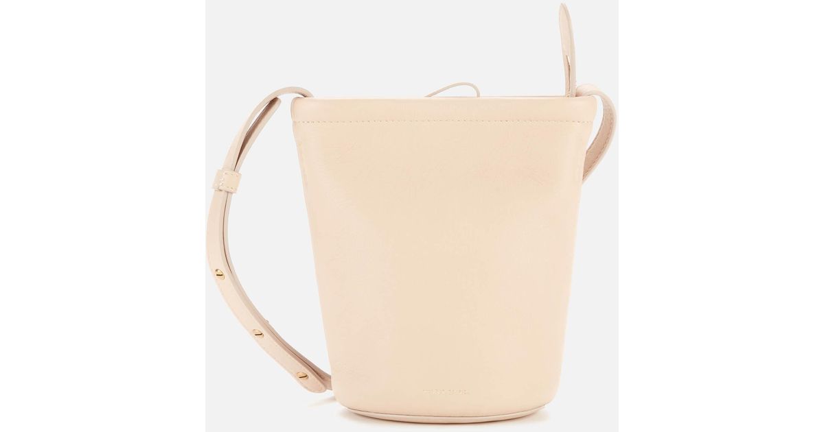bucket bag with zip