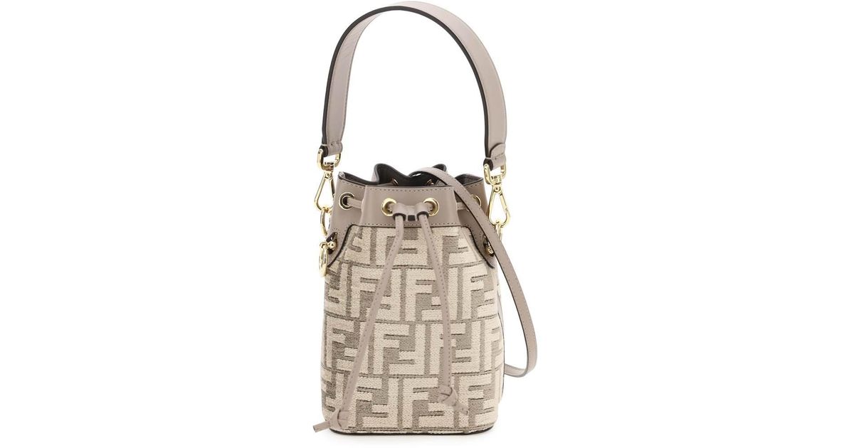 Fendi 'mon Tresor Small' Bucket Bag in Natural